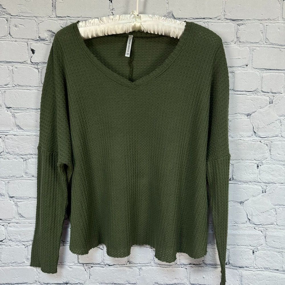 Lulus Basic V-Neck Waffle Knit Top, Size Small, Olive Green‎